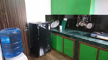 Three Boys Apartment and Guest House