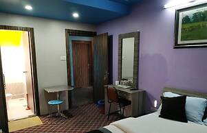 Three Boys Apartment and Guest House