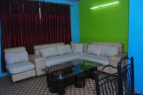 Three Boys Apartment and Guest House