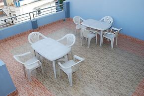 Three Boys Apartment and Guest House