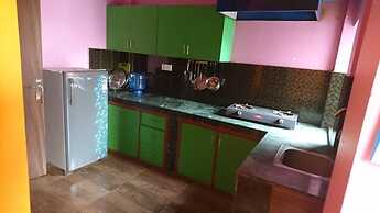 Three Boys Apartment and Guest House