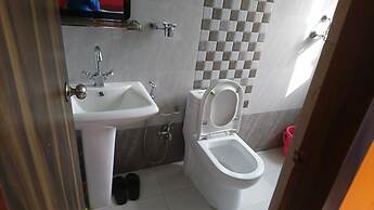 Three Boys Apartment and Guest House