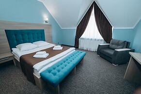 Hotel Complex Globus