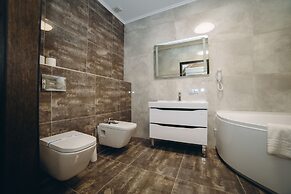 Hotel Complex Globus