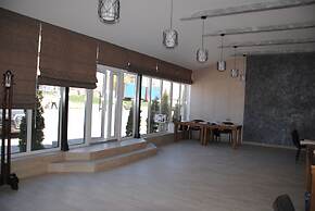 Hotel Complex Globus