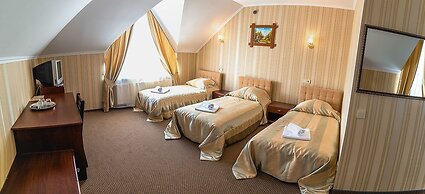 Hotel Complex Globus