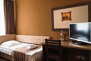 Hotel Complex Globus