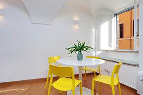 Clementina Charme - My Extra Home