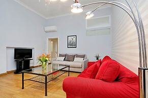 Cozy Tritone - My Extra Home