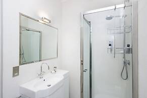 Crispi Luxury Apartments with Terrace - My Extra Home