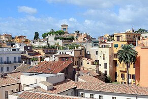 Crispi Luxury Apartments with Terrace - My Extra Home