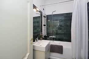 Crispi Luxury Apartments - My Extra Home