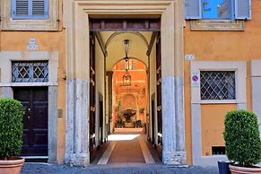 Monti Charme - My Extra Home