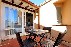 Monti Charme - My Extra Home