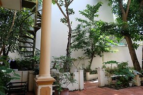 Moon House Nha Trang