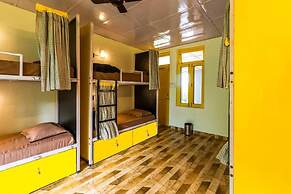 The Hosteller Bir