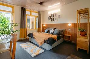 The Hosteller Bir