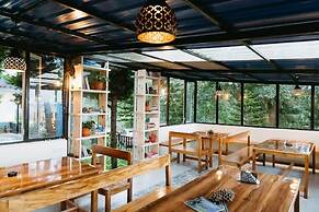 The Hosteller Bir