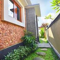 Nuaja Balinese Guest House