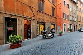 Farnese Charme - My Extra Home