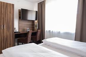The sQuare Hotel