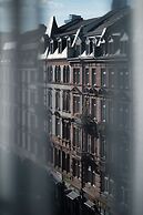 The sQuare Hotel