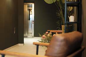 The sQuare Hotel