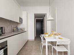 Chiado Premium by Homing