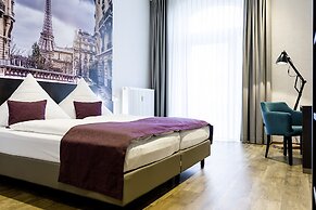 Bahnhof ERZINGEN hotel coffee  & more