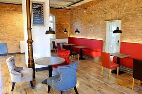 Bahnhof ERZINGEN hotel coffee  & more