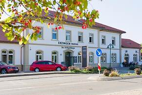 Bahnhof ERZINGEN hotel coffee  & more