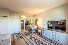 Hawthorn Extended Stay by Wyndham Loveland