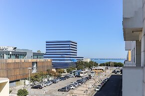 Expo Delight by Homing