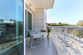 Expo Delight by Homing