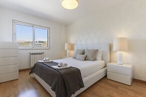 Expo Delight by Homing