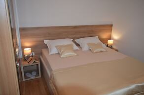 Blue Lake Luxury Accommodation