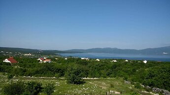 Blue Lake Luxury Accommodation