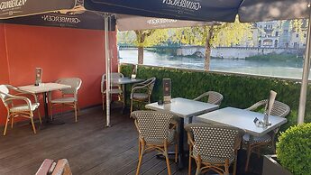 Hotel du Rhone Seyssel
