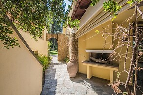 Calypso by halu! Sani Villas