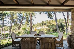 Calypso by halu! Sani Villas