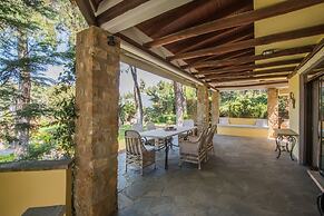 Calypso by halu! Sani Villas