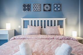 Danae Apt by halu! Apartments