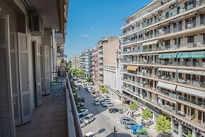 Danae Apt by halu! Apartments