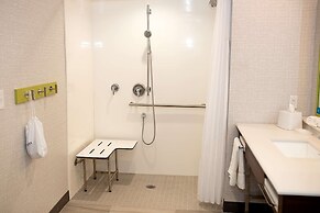 Hampton Inn & Suites Dundee