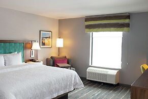 Hampton Inn & Suites Dundee