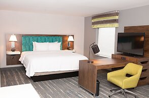 Hampton Inn & Suites Dundee