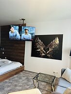 Glass House Hot Tub Apartments