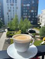 Glass House Hot Tub Apartments