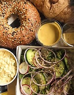 Glass House Hot Tub Apartments