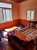 Auberge Amsouzart Aitsti Idar